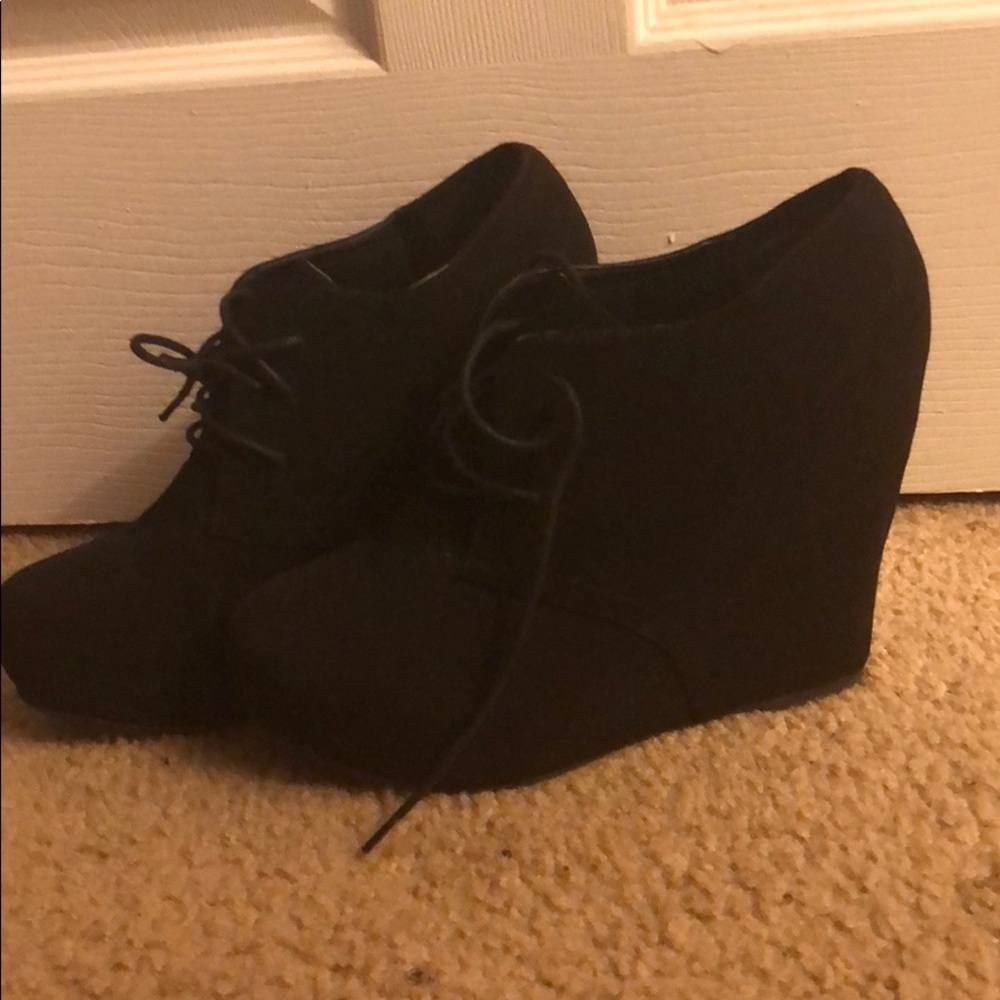 Black Wedged Heels